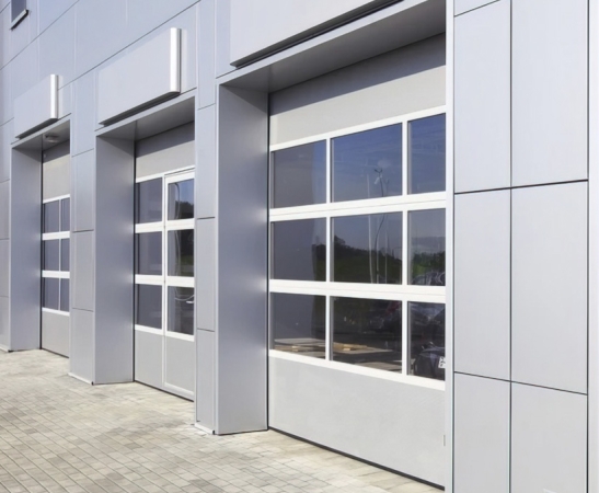 Панорамные ворота Алютех Alutrend в Геленджике