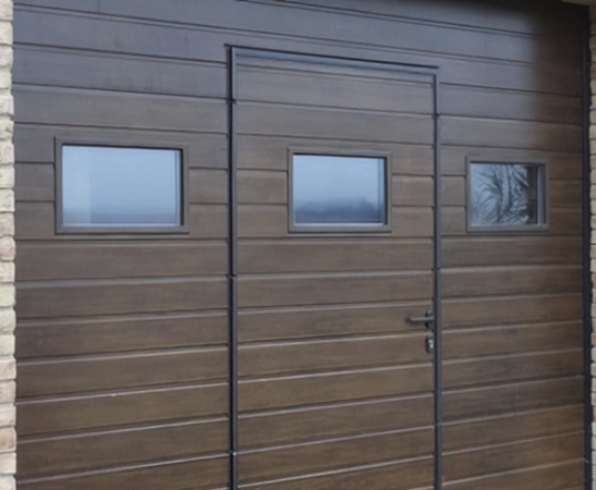 Ворота с окнами в Геленджике